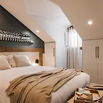 Buja - 2 Bedrooms Penthouse In Lapa * Lisboa