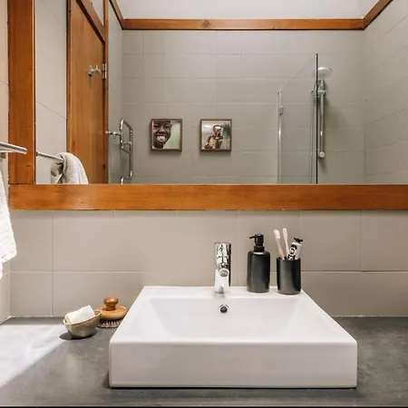 Buja - 2 Bedrooms Penthouse In Lapa * Lisbon